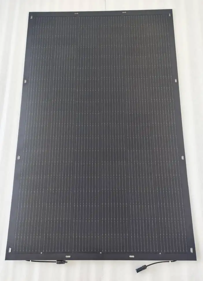 fleksibilni solarni panel